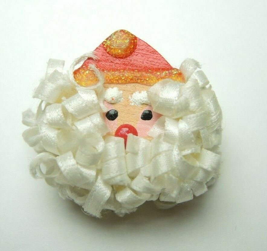 Handmade Heart Shaped Wooden Santa Claus Christmas Hand Painted Lapel Pin - Fazoom