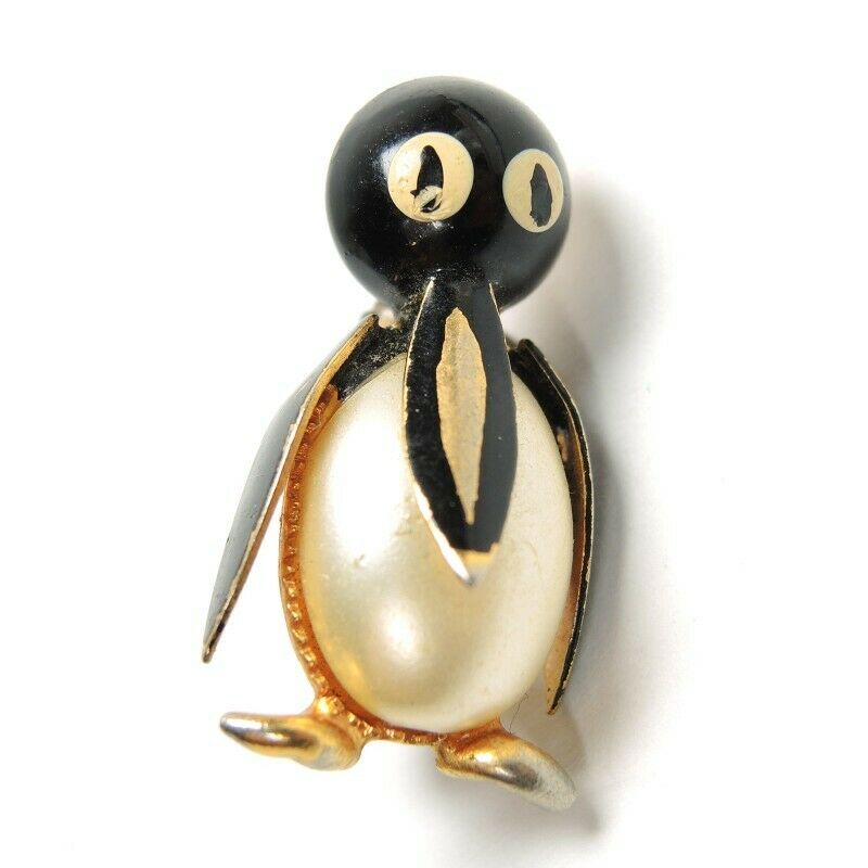 Penguin Spain Brooch Lapel Pin Vintage VTG - Fazoom